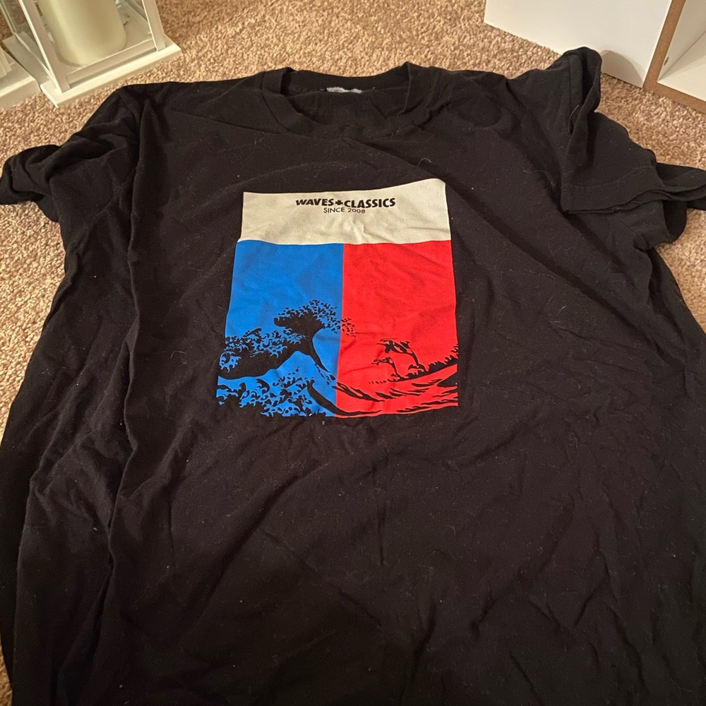 Men’s pink dolphin t-shirt XL